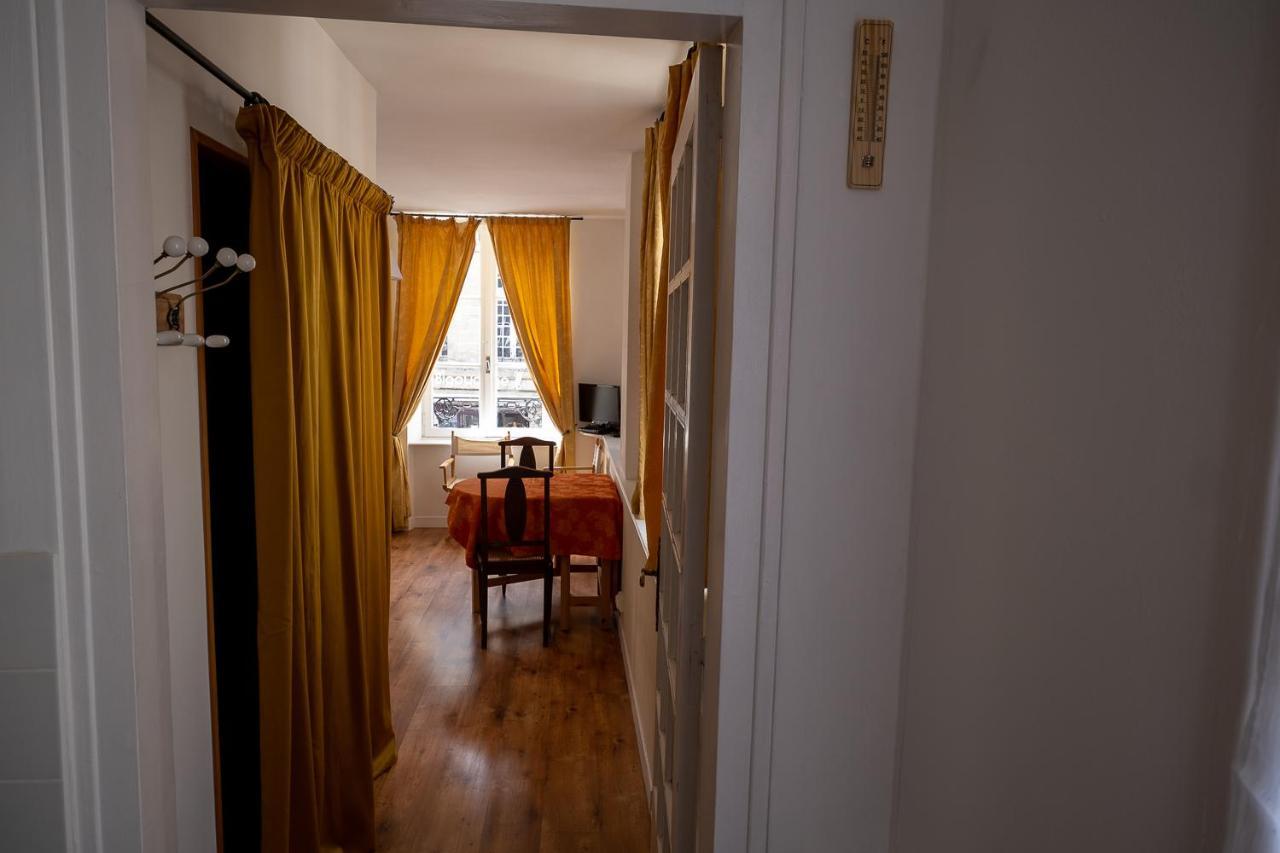 Appartement Place Des Cordeliers Dinan Ngoại thất bức ảnh